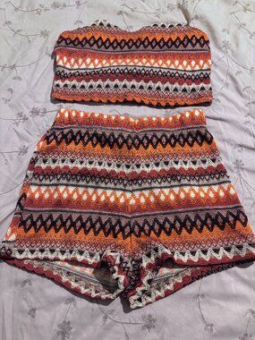 SHEIN Geometric Knit Tube Top & Shorts 2-Piece Set - Size Medium